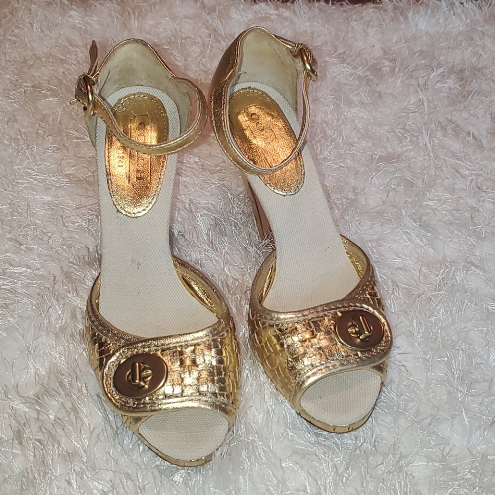 COPY - Coach Sandals